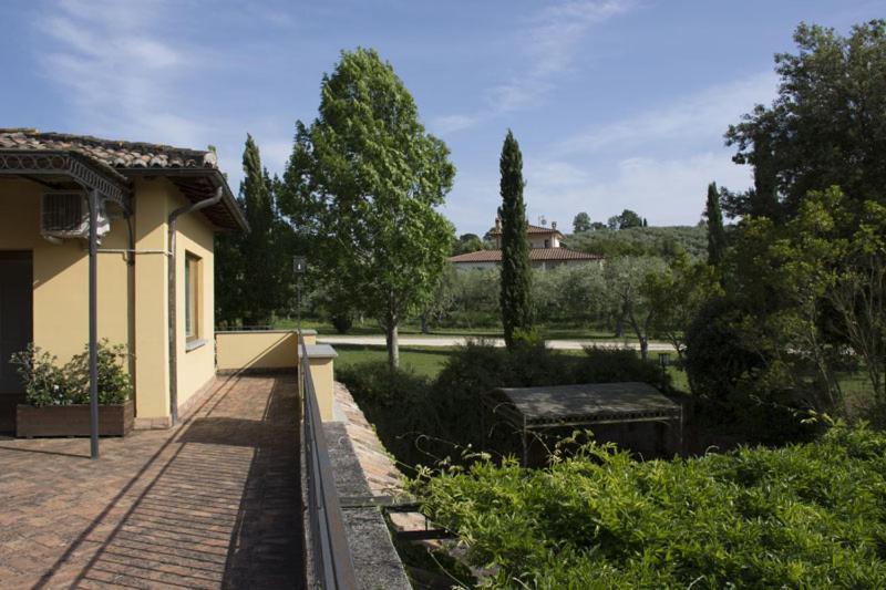 Agriturismo Scuderie Della Contea Sutri Exterior foto